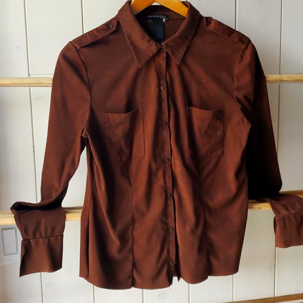 Kenneth Cole shirt sz mediun ultrasuede